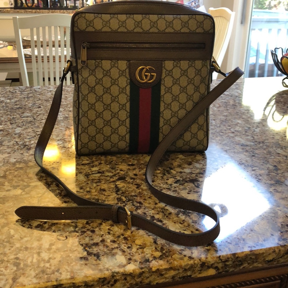 Gucci Ophidia medium messenger bag